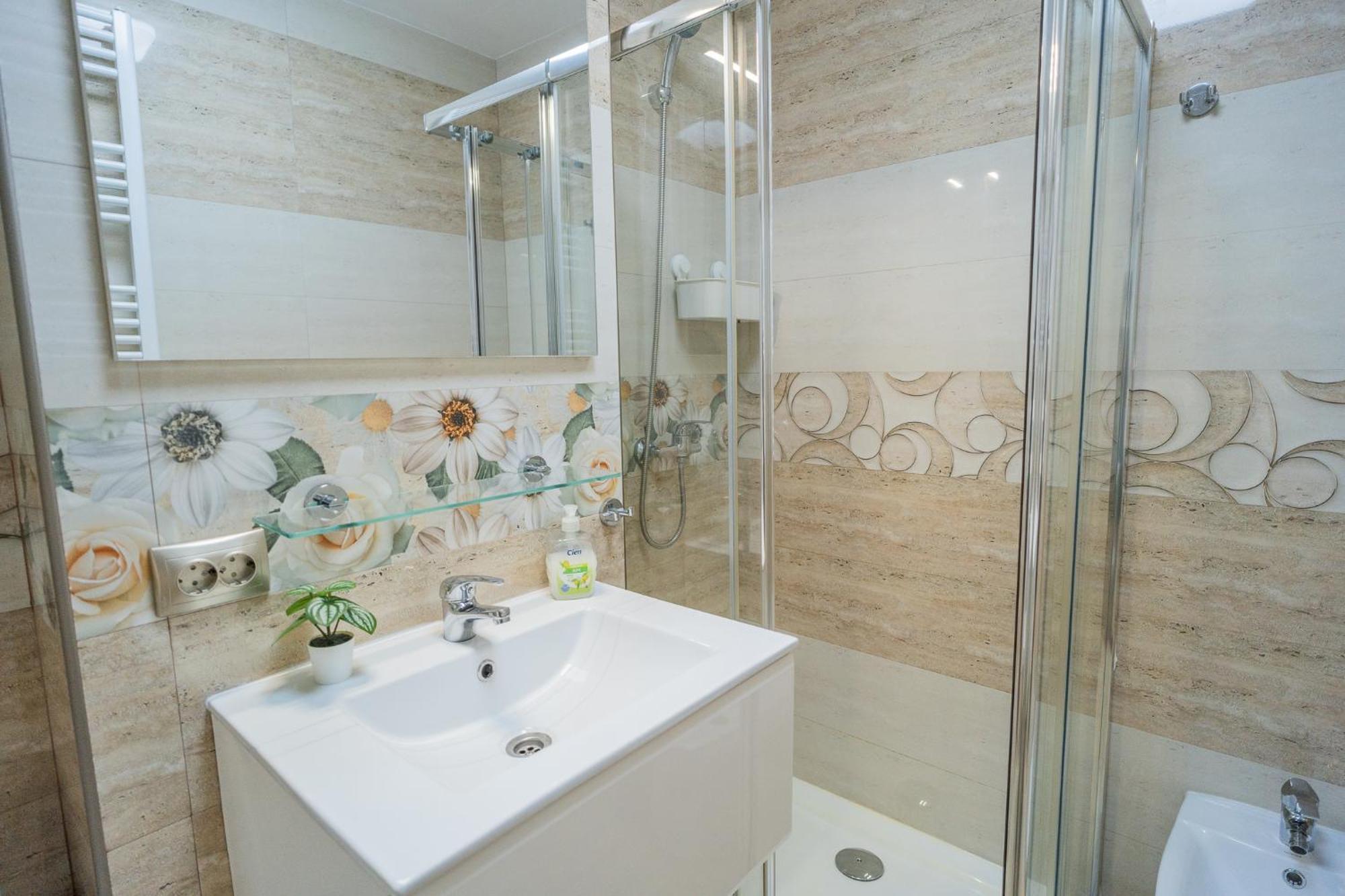 Luxury 2Br On Decebal Avenue Apartment Bucharest Luaran gambar