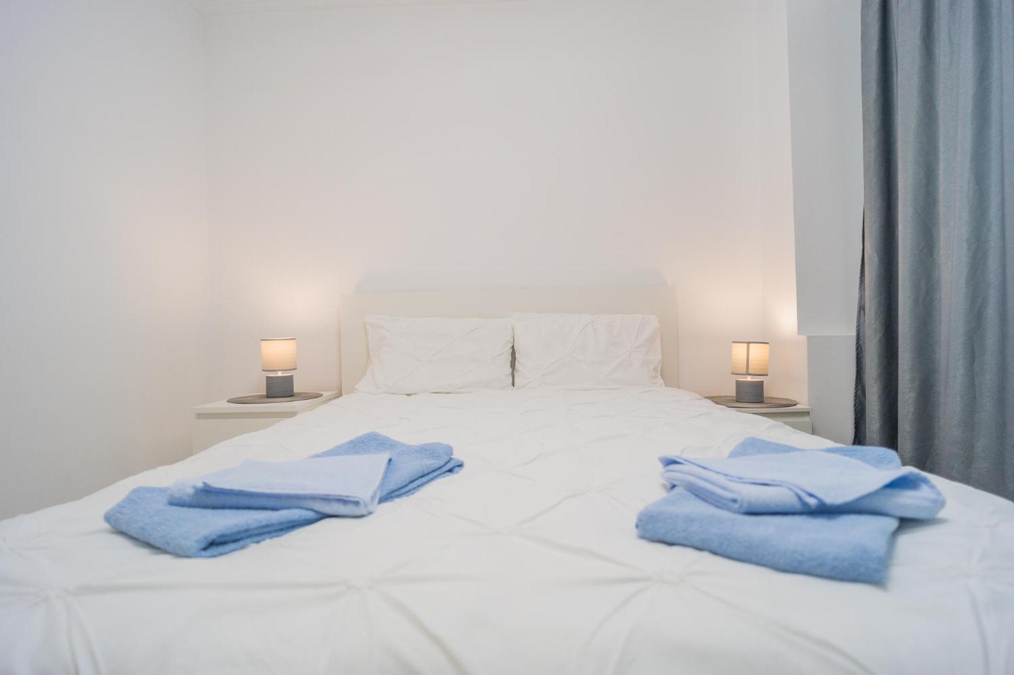 Luxury 2Br On Decebal Avenue Apartment Bucharest Luaran gambar