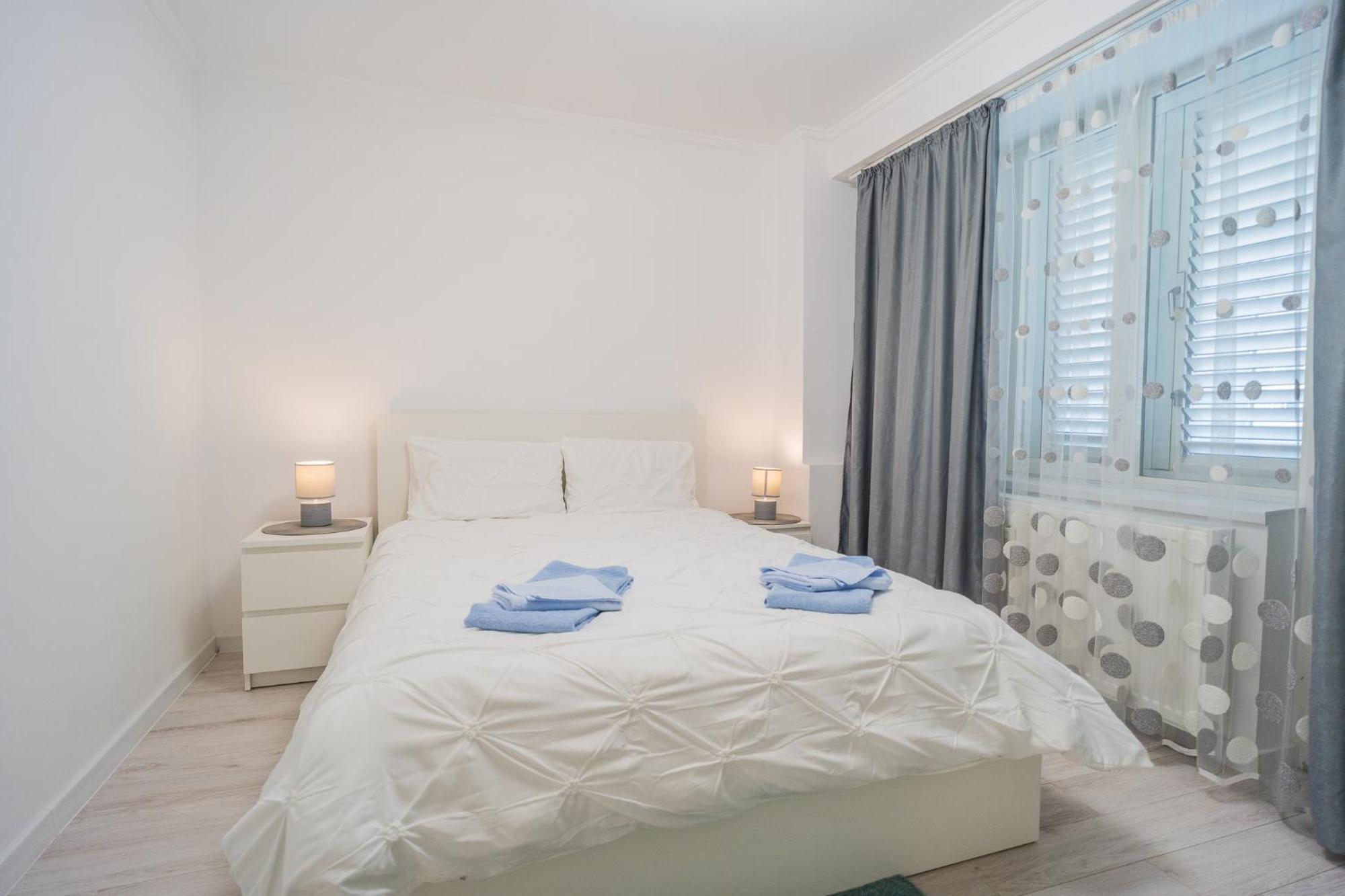 Luxury 2Br On Decebal Avenue Apartment Bucharest Luaran gambar