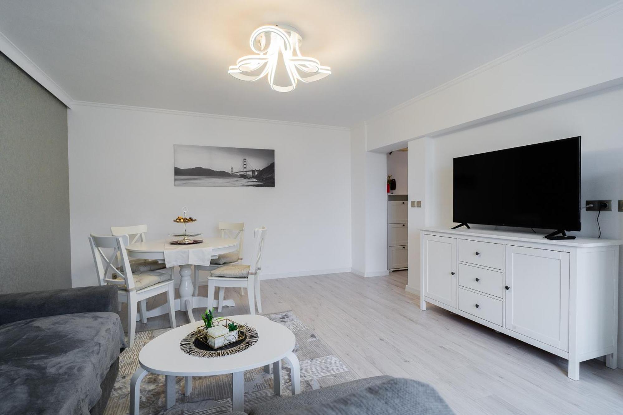 Luxury 2Br On Decebal Avenue Apartment Bucharest Luaran gambar