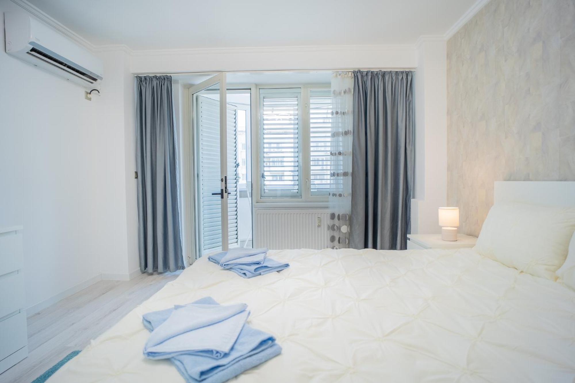 Luxury 2Br On Decebal Avenue Apartment Bucharest Luaran gambar