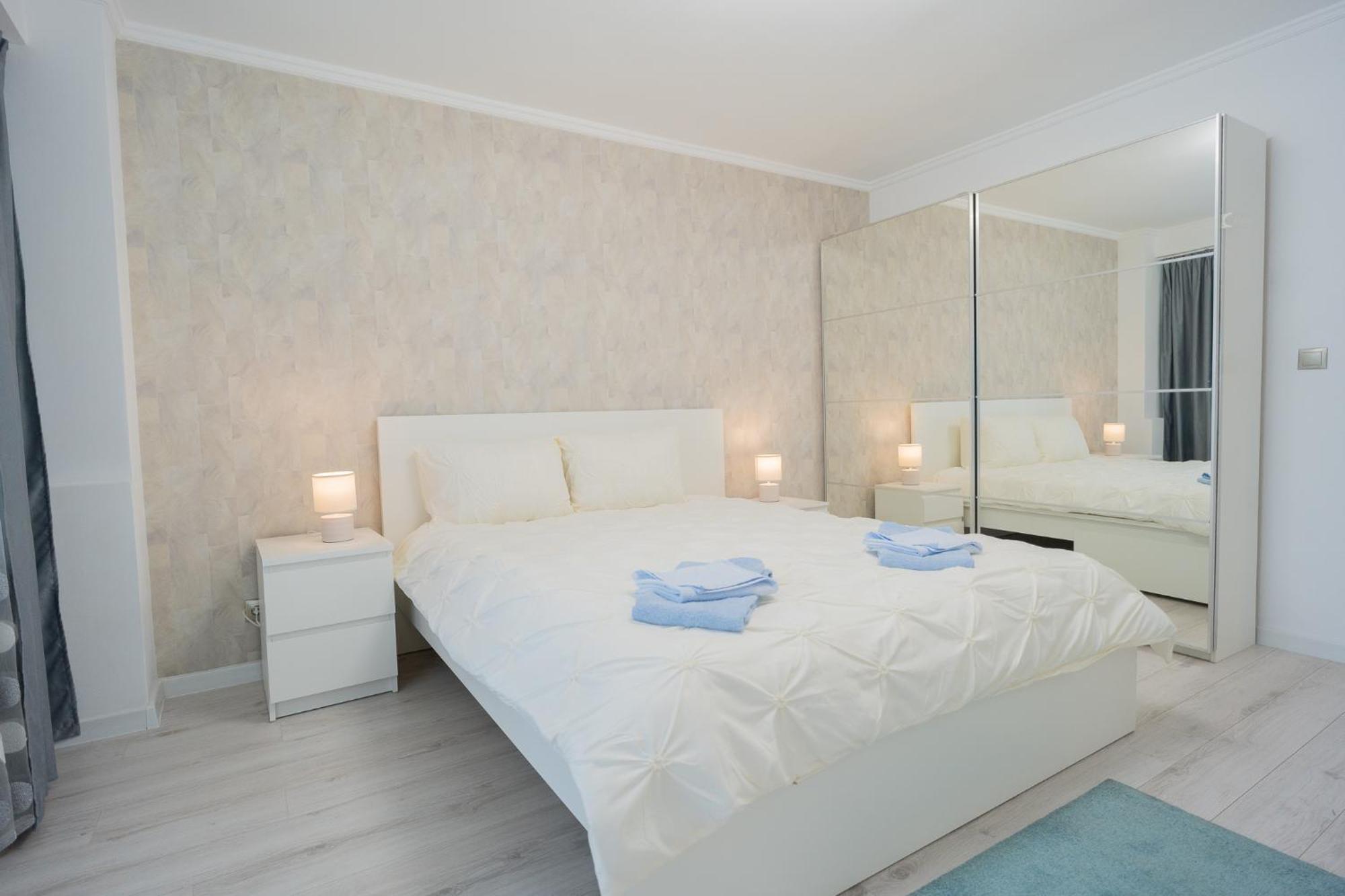 Luxury 2Br On Decebal Avenue Apartment Bucharest Luaran gambar